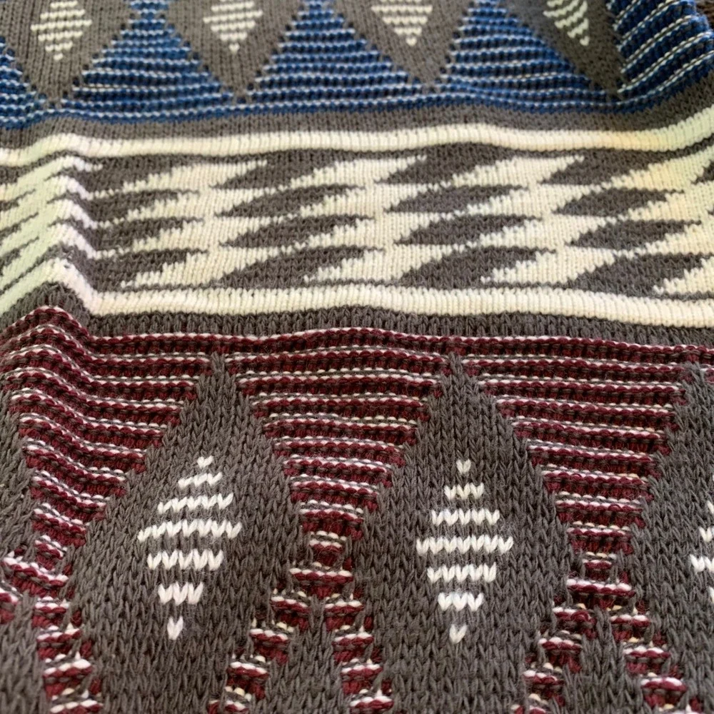Vintage Towncraft Aztec Pattern Knit Sweater Mens XL USA RetroGray Blue Burgundy